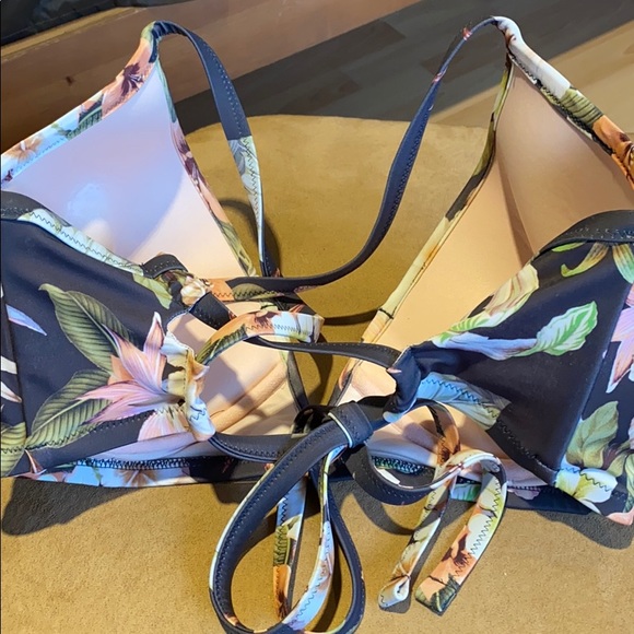 Bikini top - Picture 2 of 5